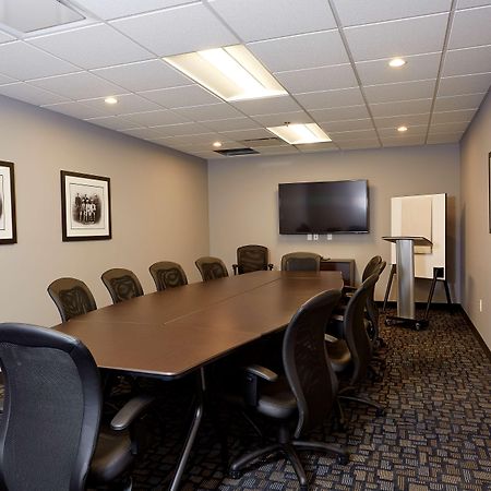Best Western Plus East Side Saskatoon Exteriör bild