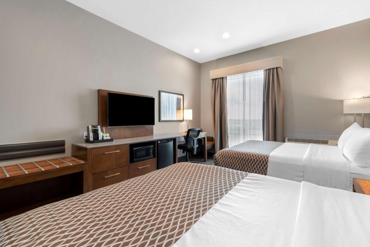 Best Western Plus East Side Saskatoon Exteriör bild